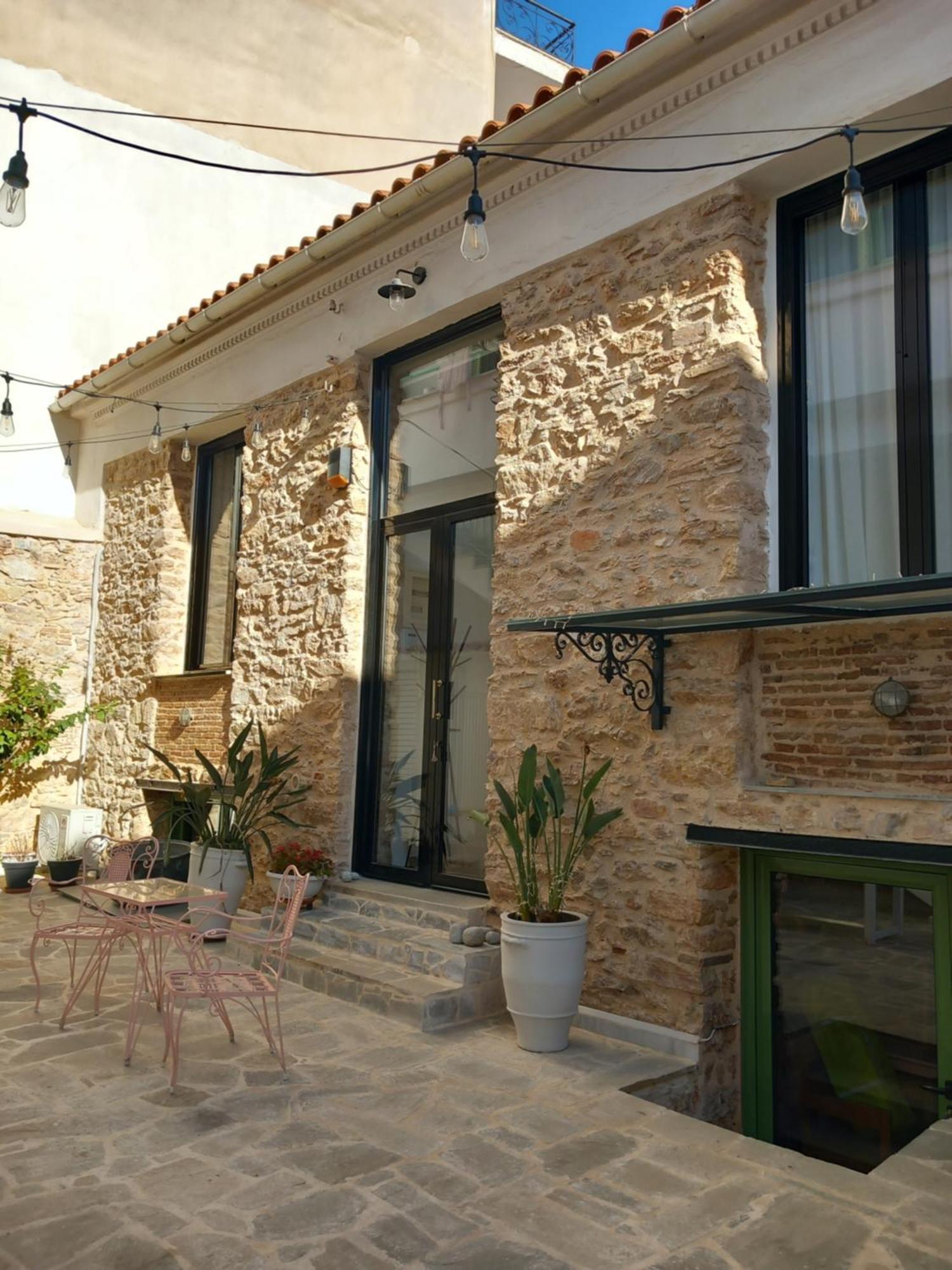 Apartment Stoa House Airport *