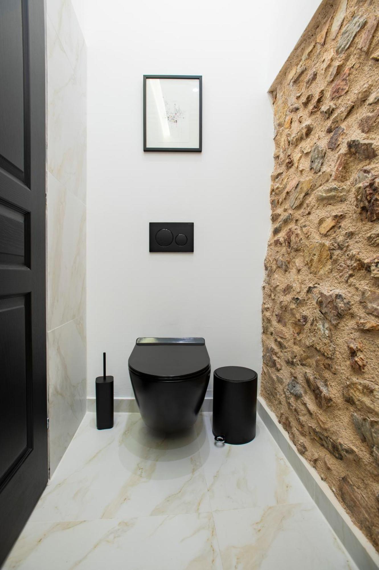 Stoa House Airport Apartment *